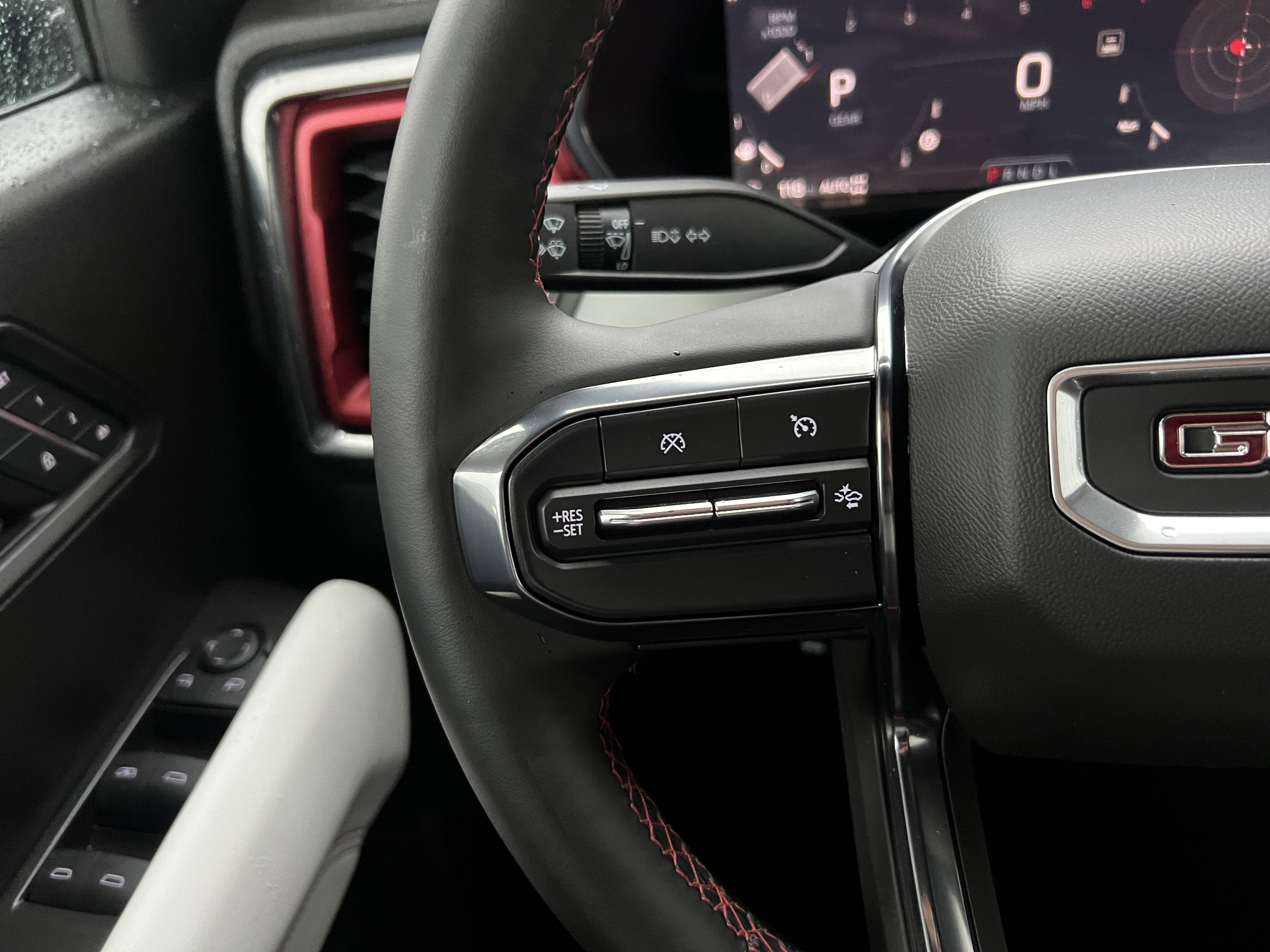 Used 2024 GMC Canyon AT4X image 24