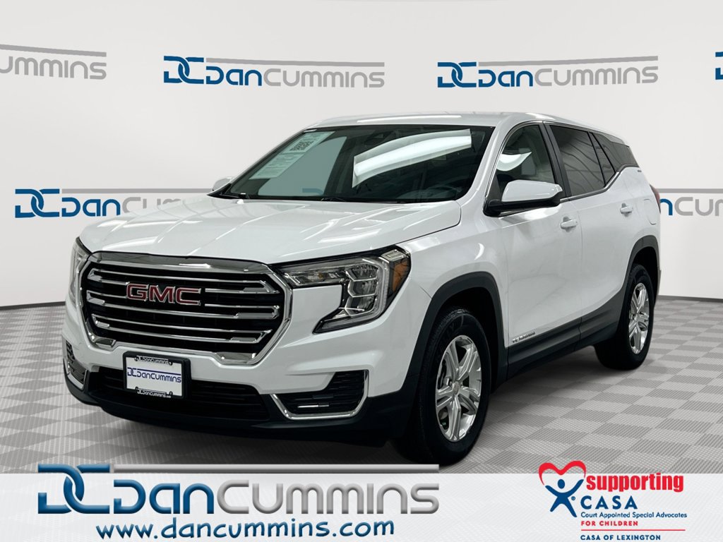 Used 2024 GMC Terrain SLE AWD/4WD image 1