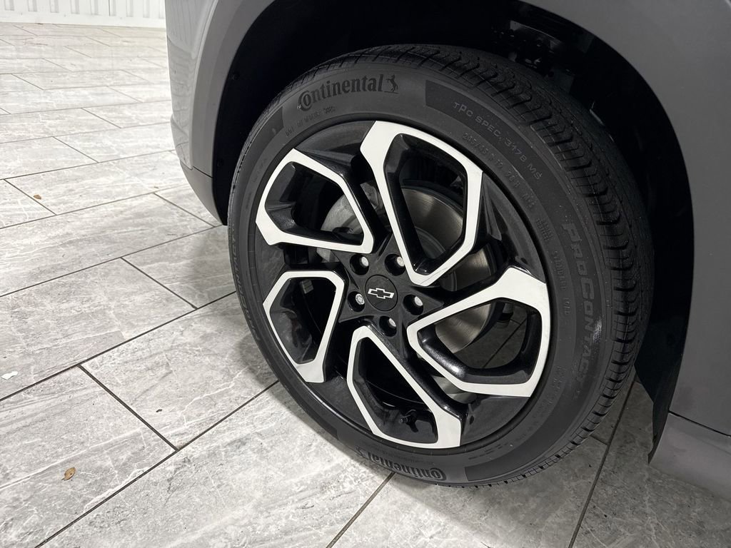 Used 2024 Chevrolet Trax RS w/ Driver Confidence Package image 34