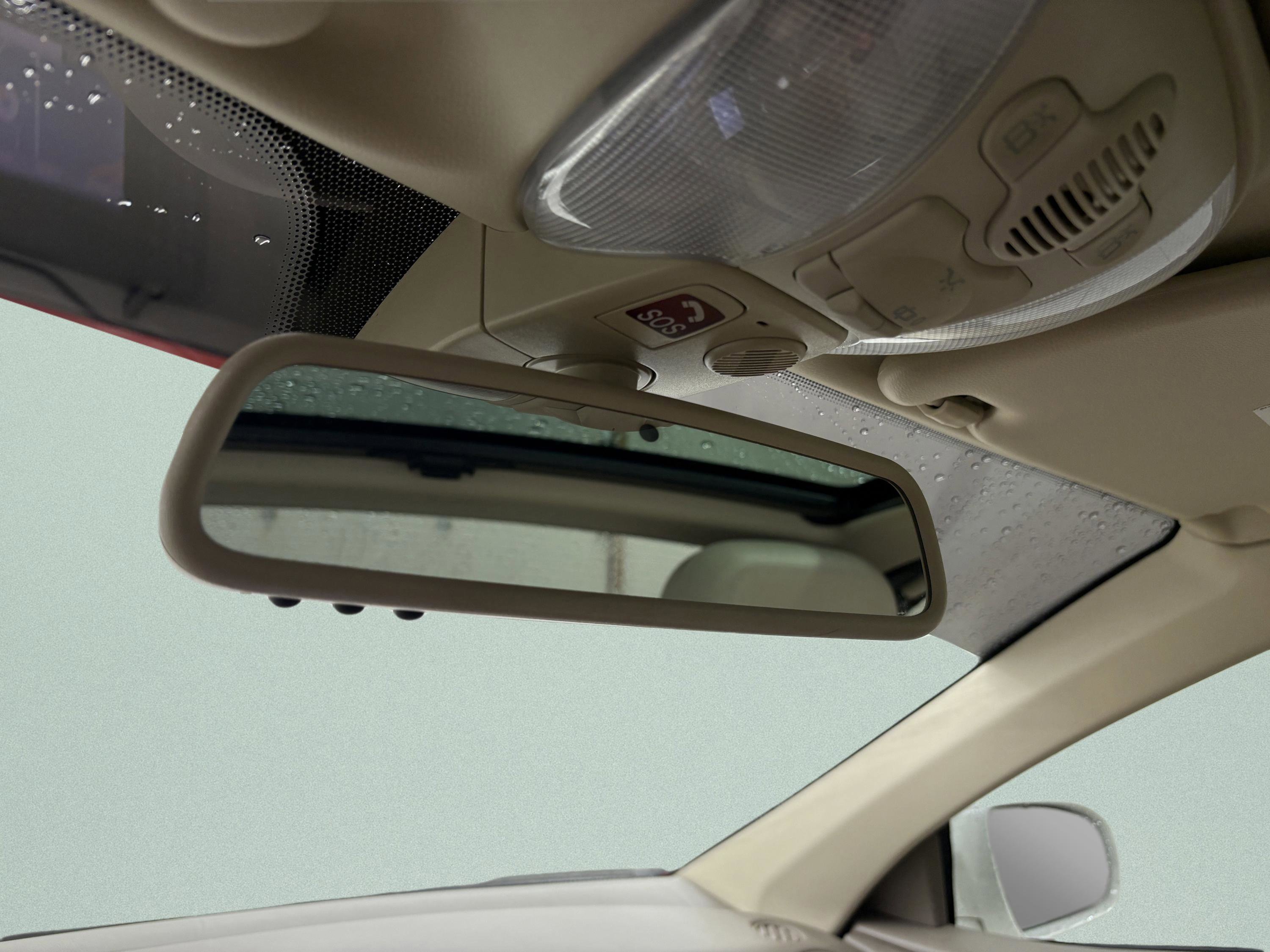 Used 2011 Mercedes-Benz SL 550 image 37