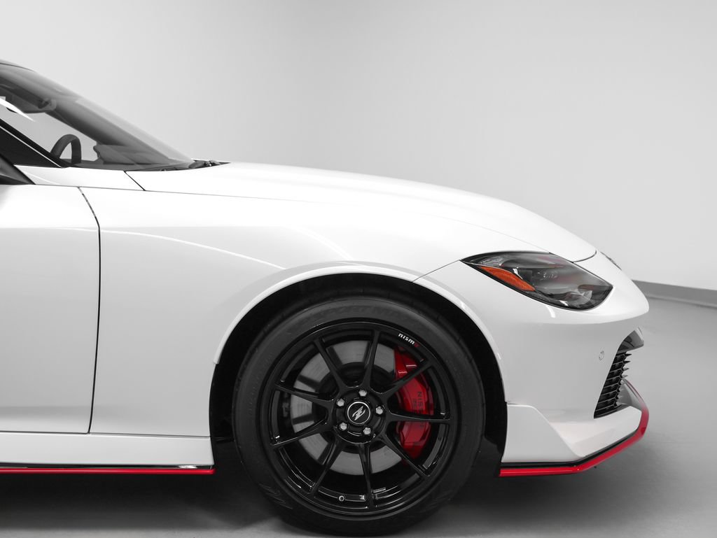 Used 2026 Nissan Z NISMO w/ Floor Mat Package RWD image 11