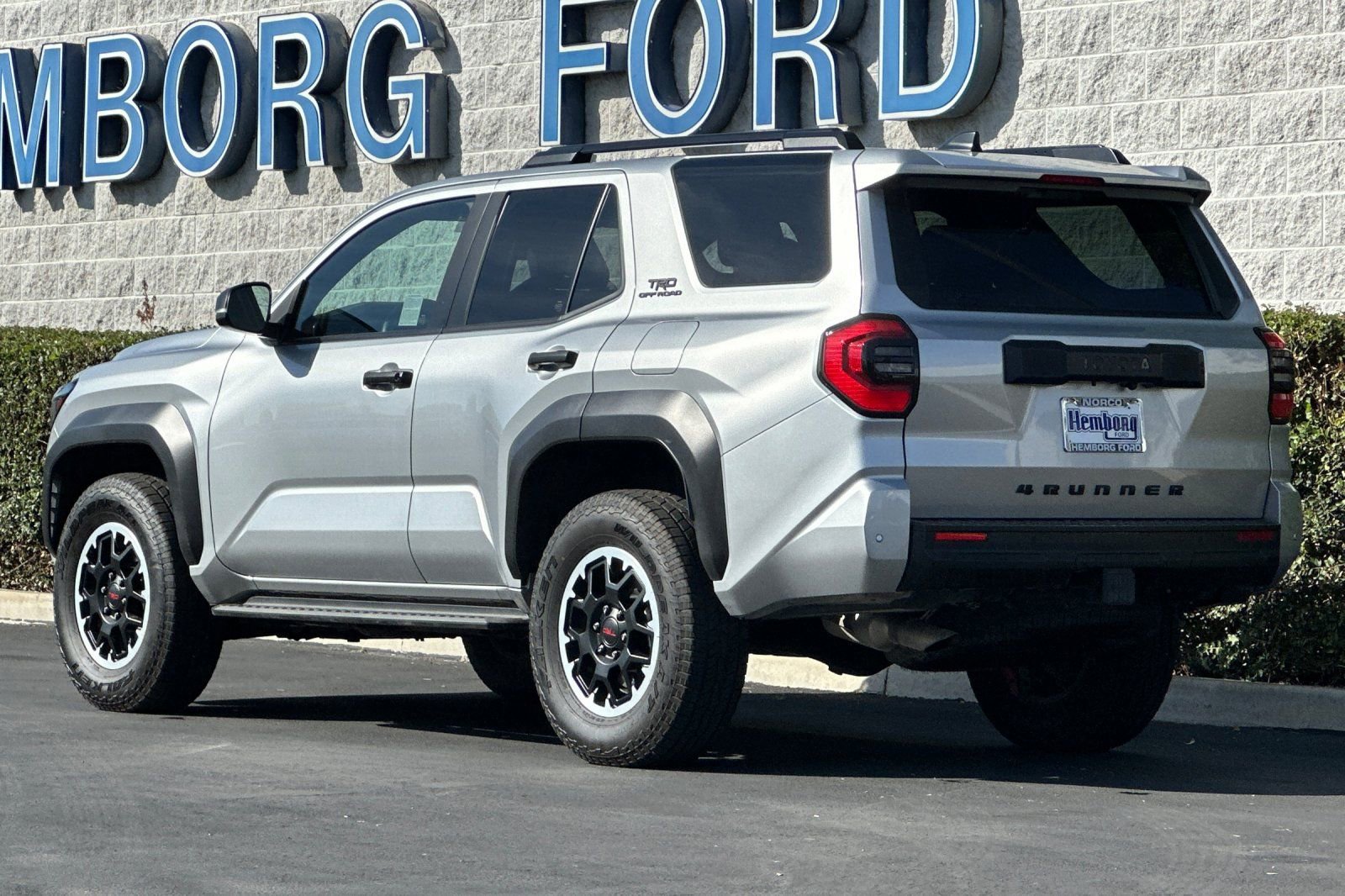 Used 2025 Toyota 4Runner TRD Off-Road image 6