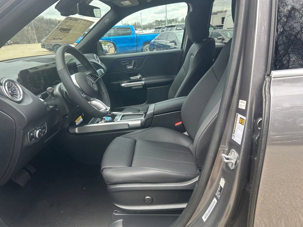 New 2026 Mercedes-Benz GLB 250 4MATIC image 9