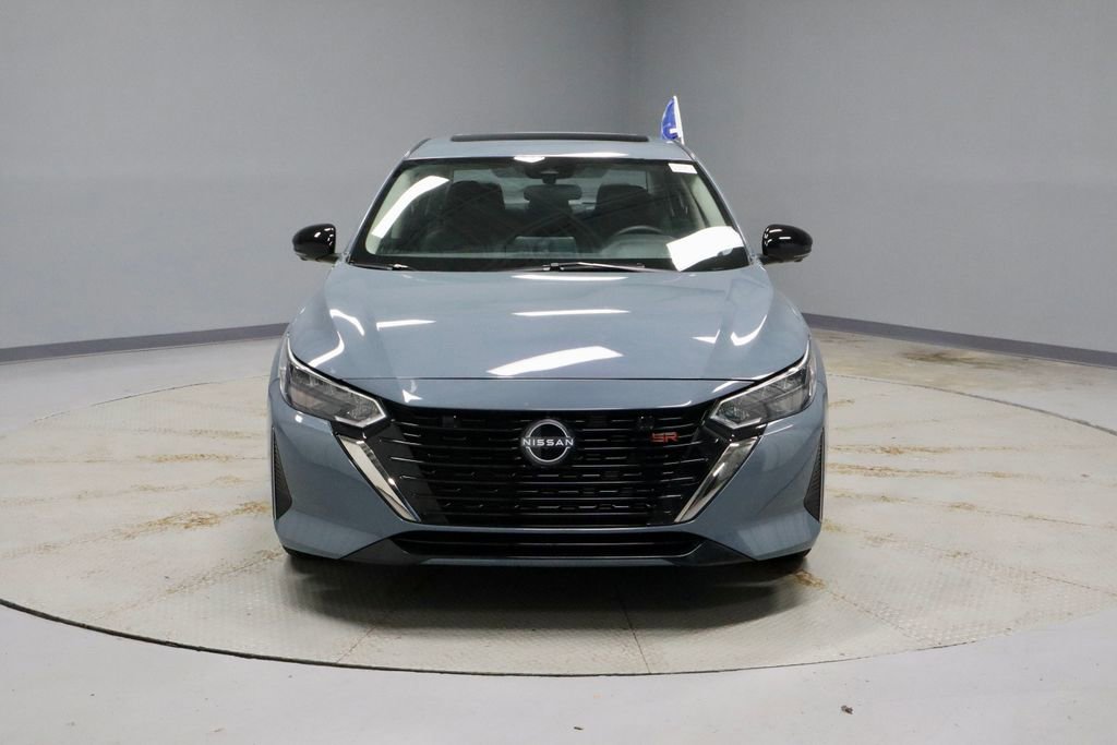 Certified 2025 Nissan Sentra SR w/ SR Premium Package image 5