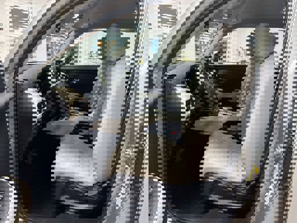 Used 2026 Honda HR-V LX image 19