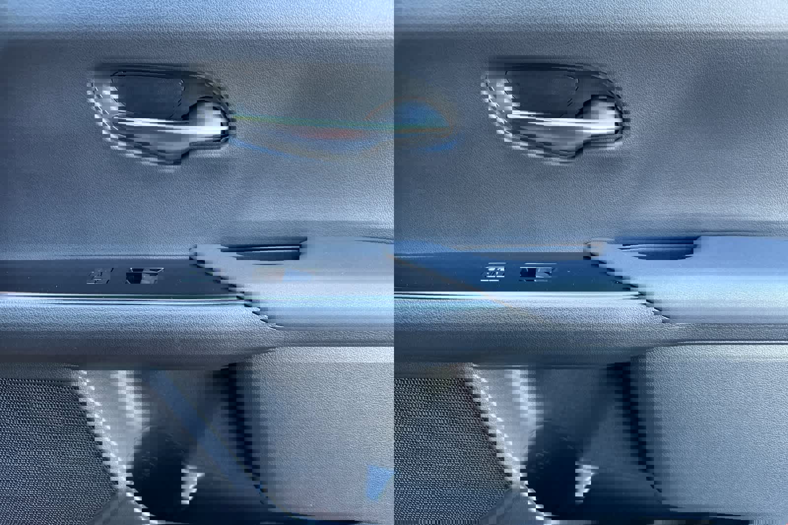 Used 2019 Lexus UX 200 w/ Premium Package image 19