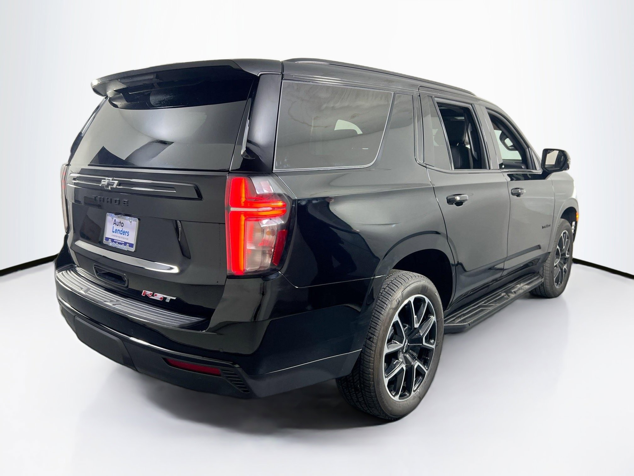 Used 2024 Chevrolet Tahoe RST w/ Luxury Package image 5