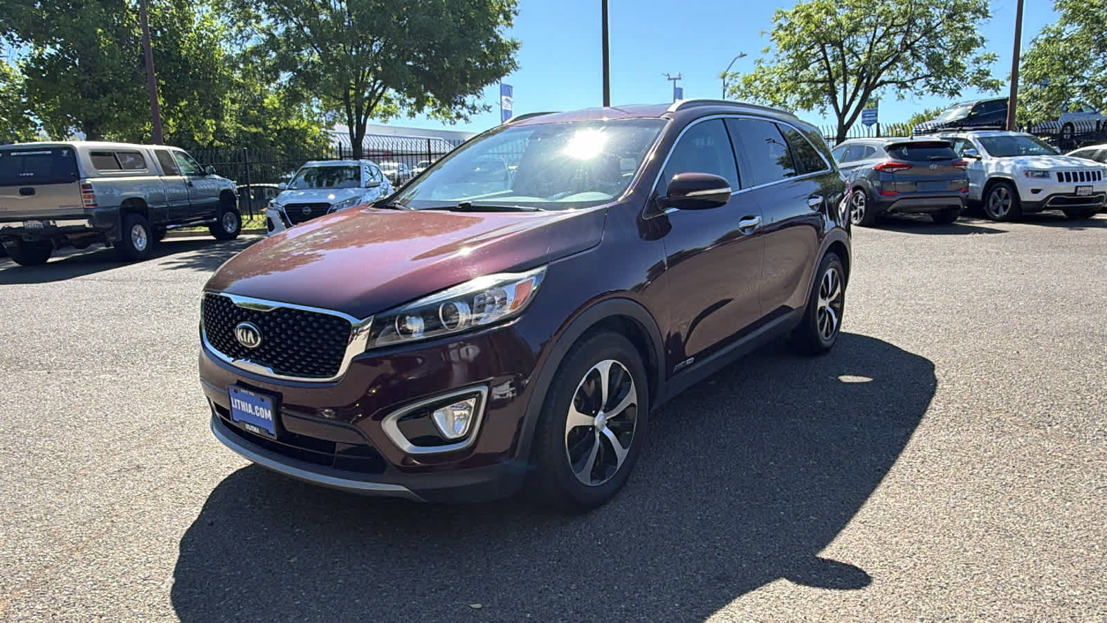 Used 2017 Kia Sorento EX w/ EX V6 Premium Package AWD/4WD image 1