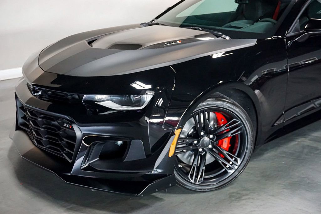 Used 2018 Chevrolet Camaro ZL1 image 81