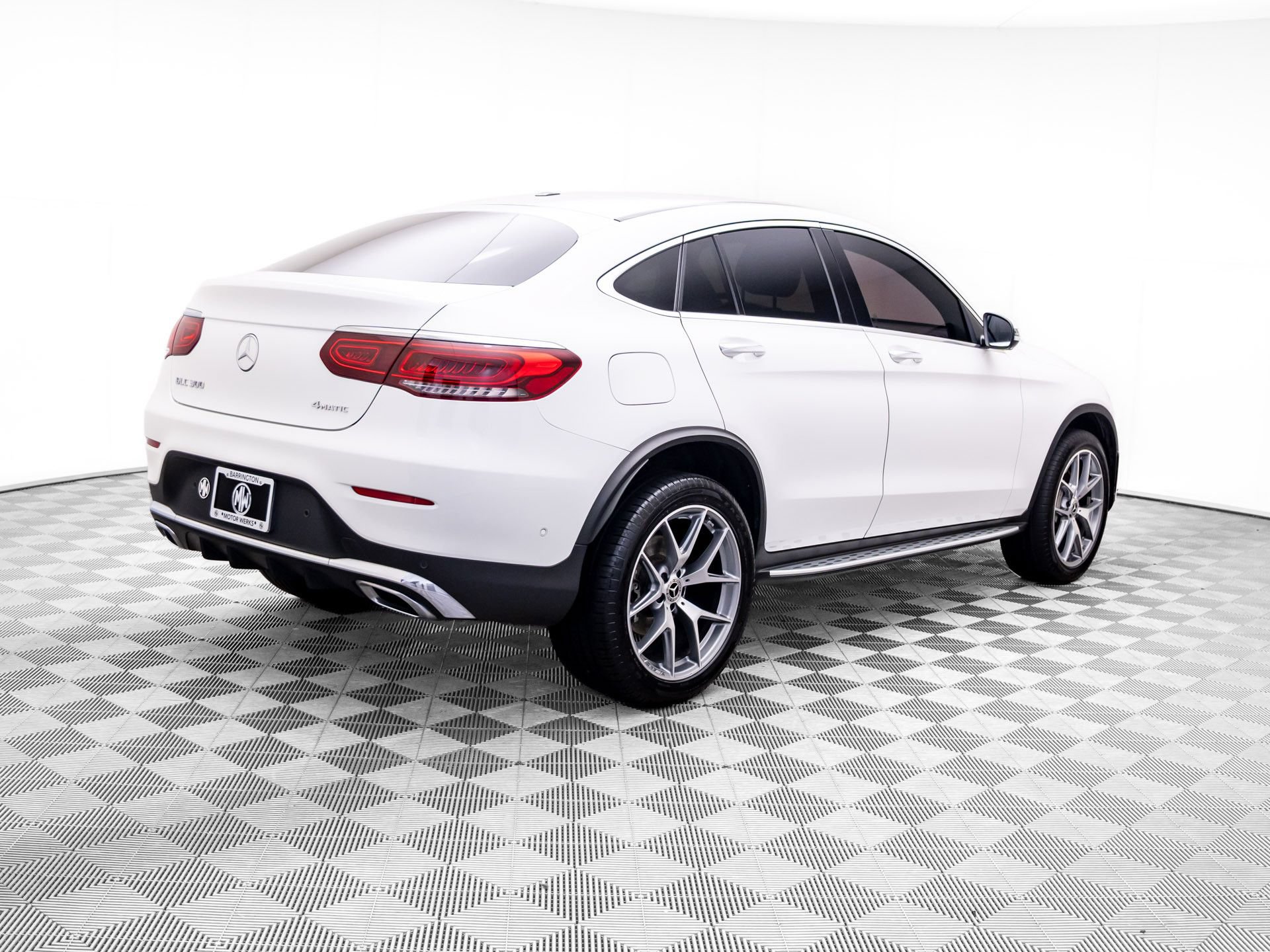 Used 2022 Mercedes-Benz GLC 300 4MATIC Coupe image 5