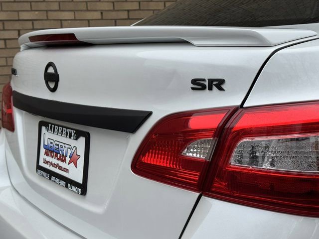 Used 2019 Nissan Sentra SR w/ Exterior Package image 23