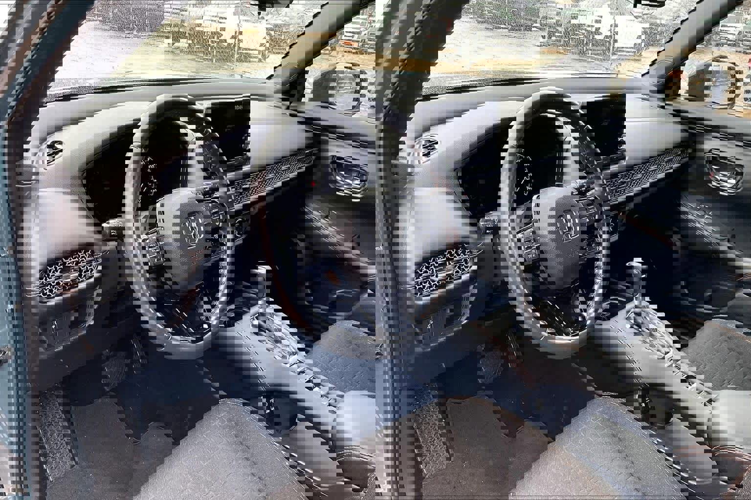 Used 2023 Honda HR-V Sport image 2