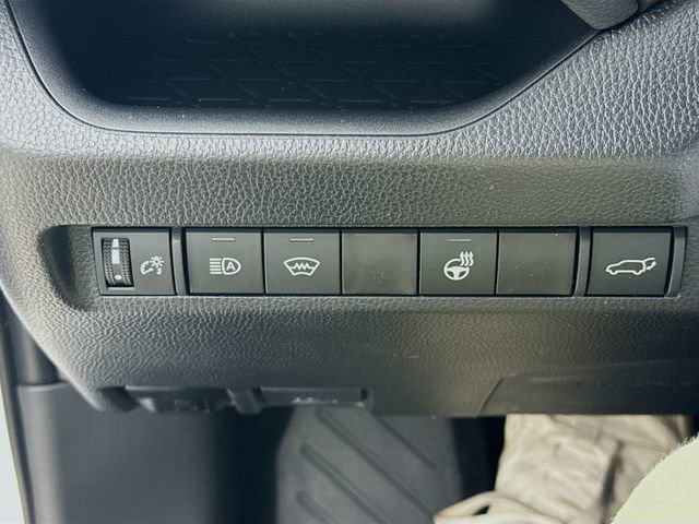 New 2025 Toyota RAV4 XLE image 10