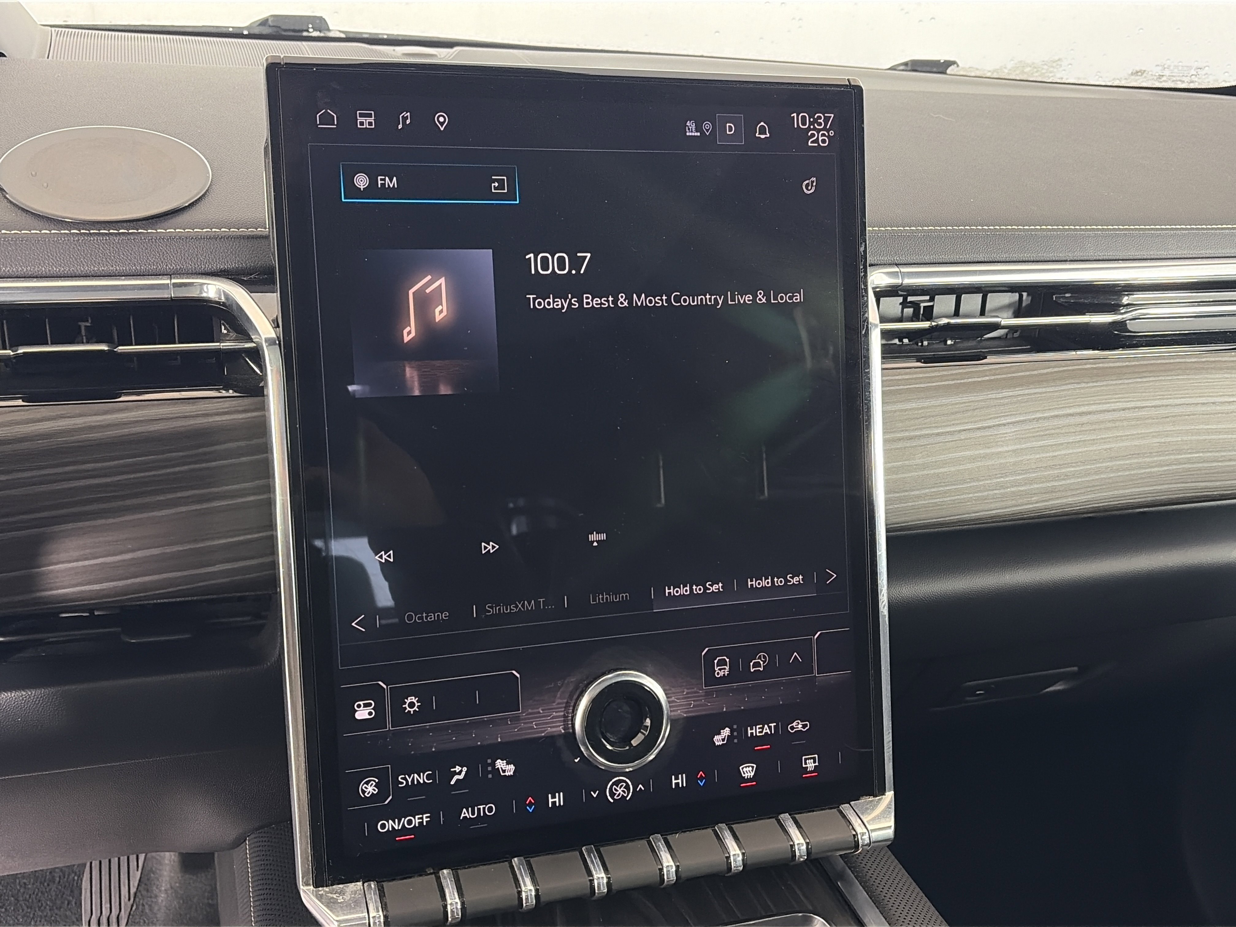 Certified 2024 GMC Sierra EV Denali image 22