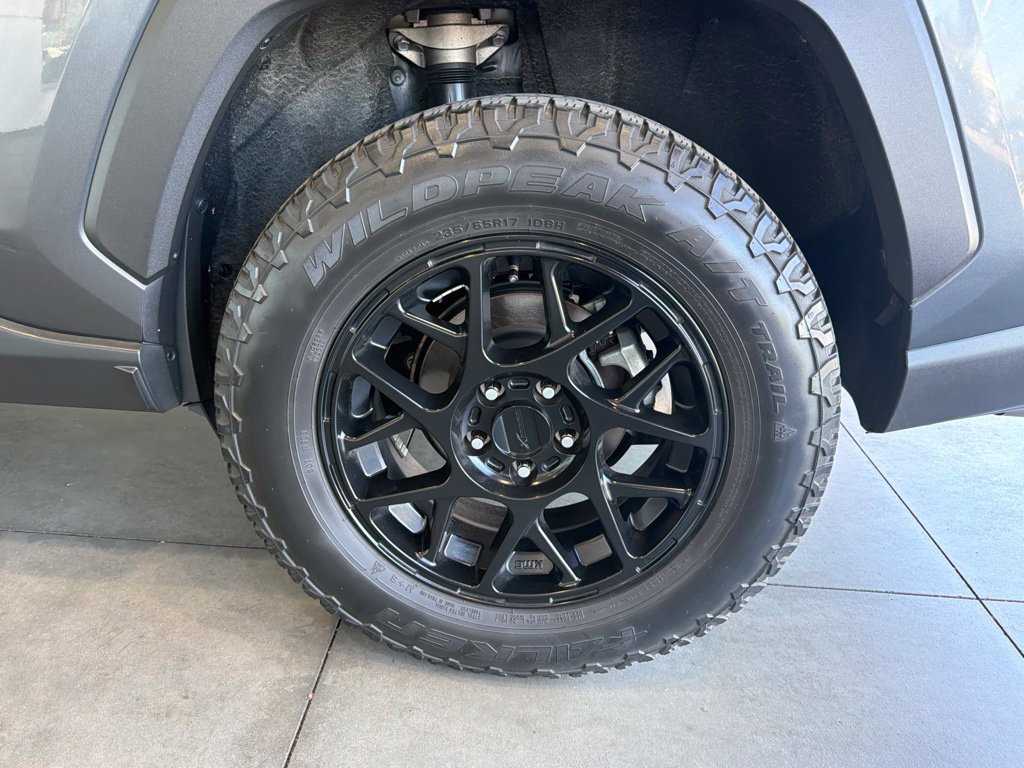 Certified 2020 Toyota RAV4 XLE AWD/4WD image 16