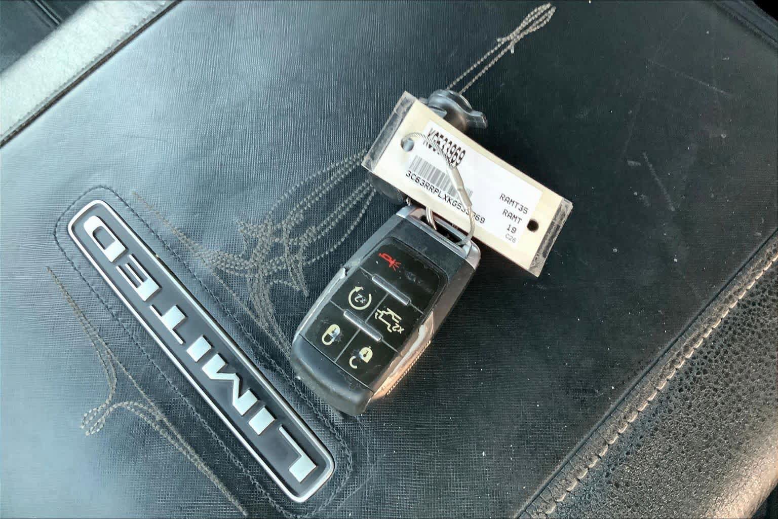 Used 2019 RAM 3500 Limited image 14