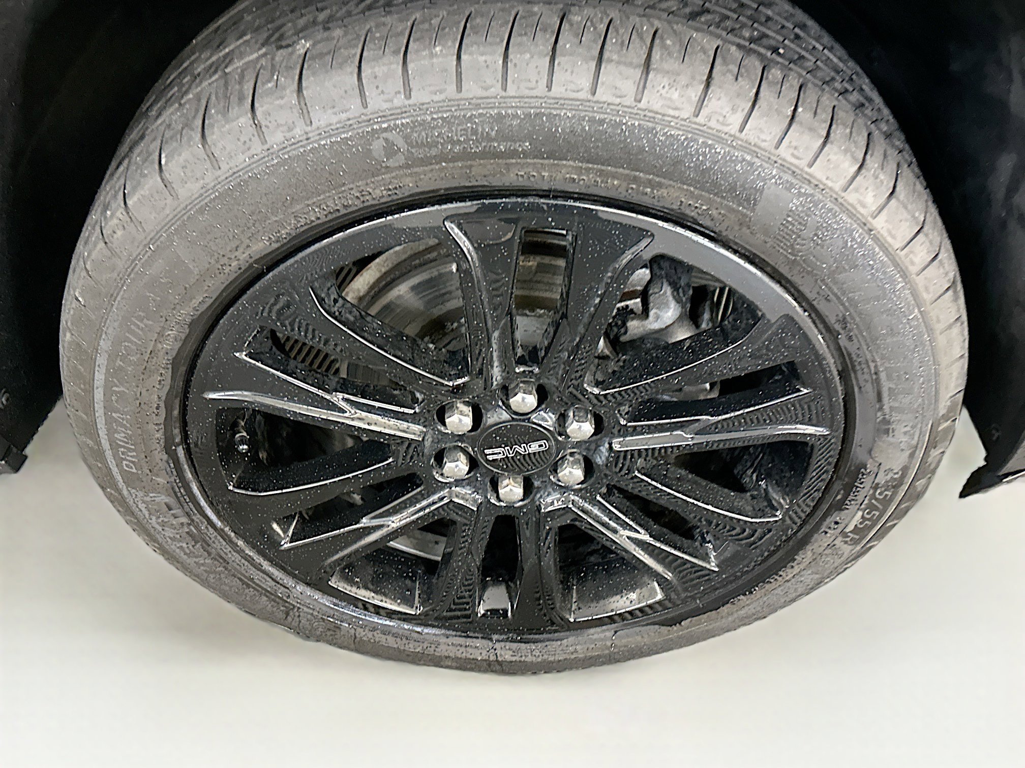 Used 2023 GMC Acadia SLE w/ Driver Convenience Package image 11