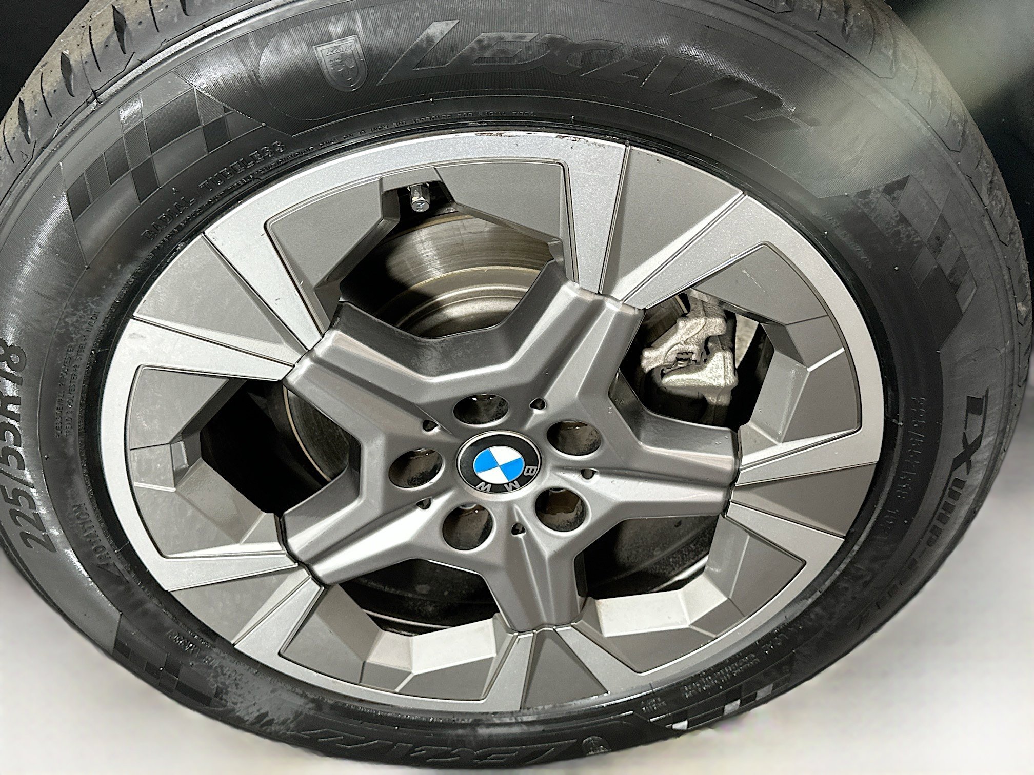 Used 2025 BMW X1 xDrive28i image 11