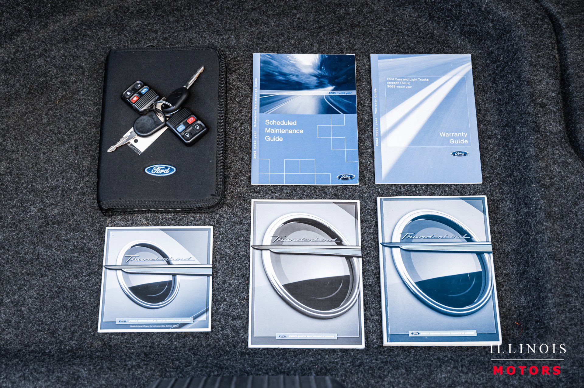 Used 2003 Ford Thunderbird Deluxe image 30