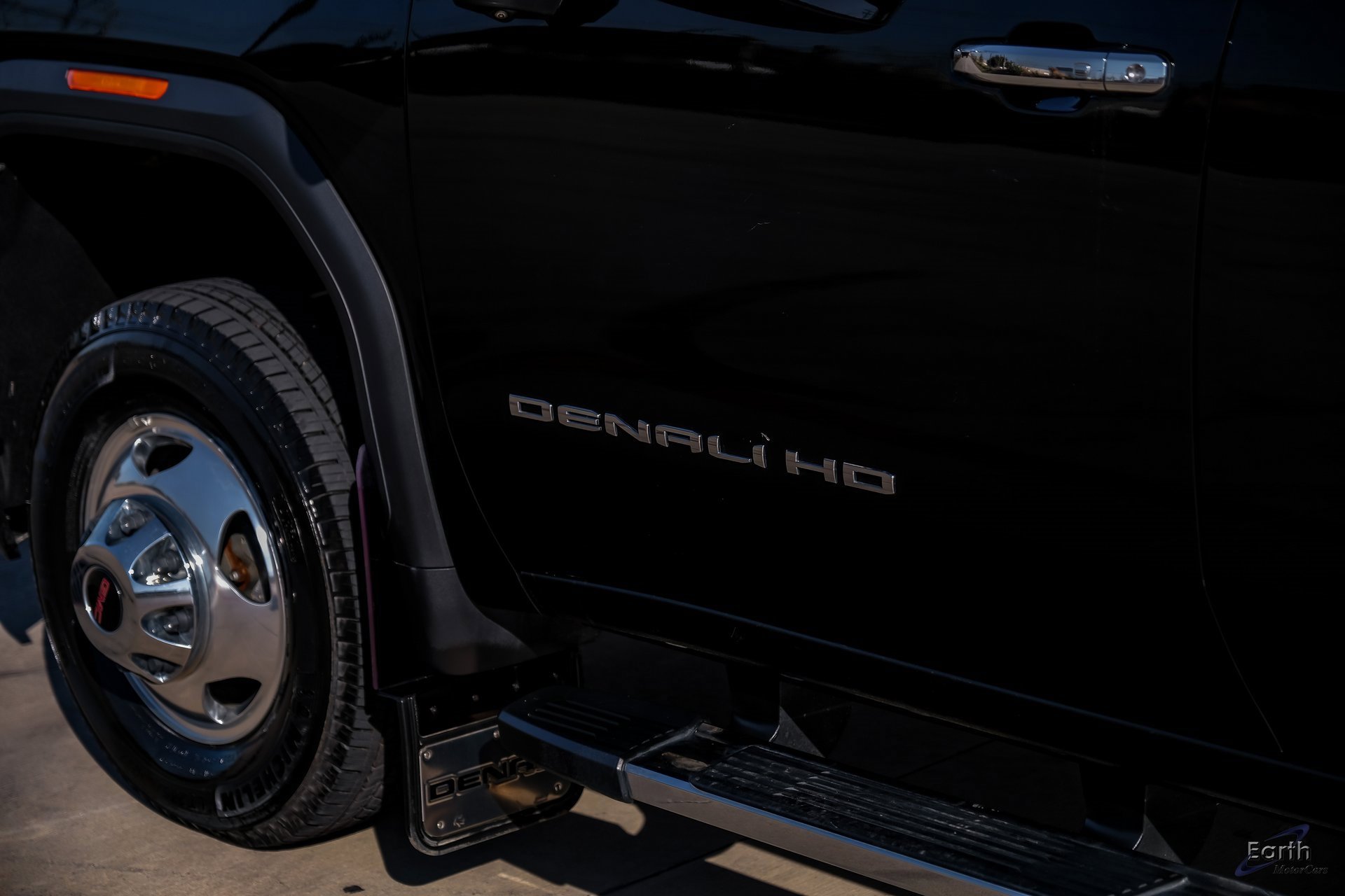 Used 2022 GMC Sierra 3500 Denali w/ Technology Package image 28