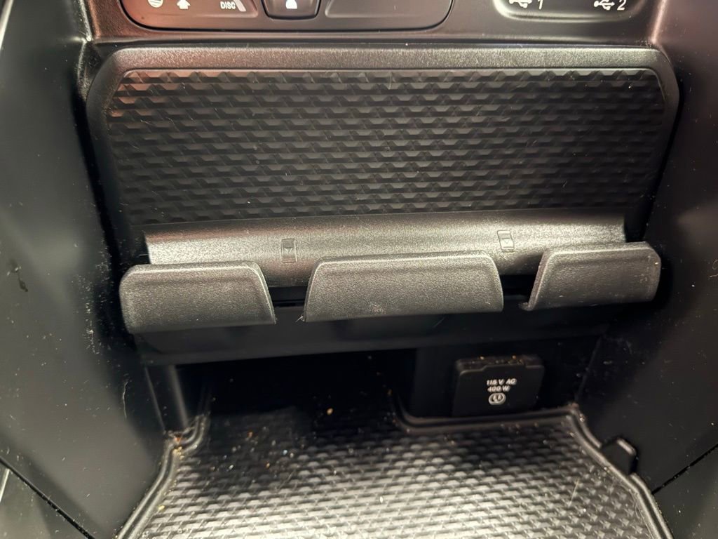 Used 2019 RAM 1500 Laramie image 32