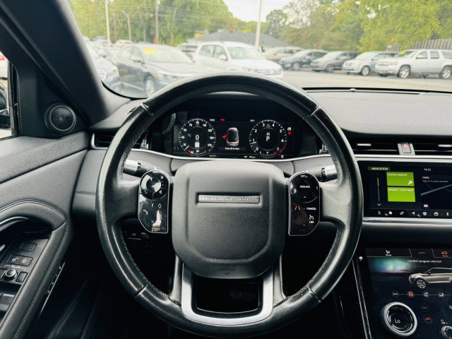 Used 2020 Land Rover Range Rover Evoque SE image 10