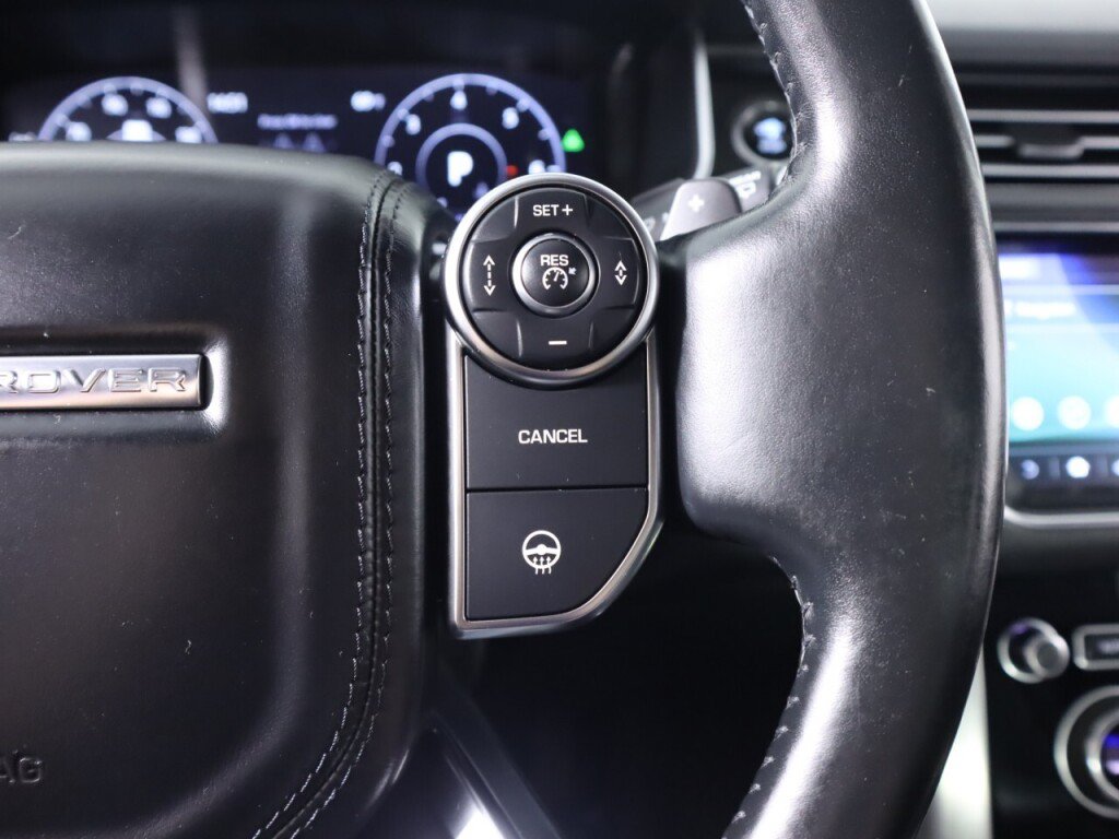 Used 2017 Land Rover Range Rover HSE AWD/4WD image 14