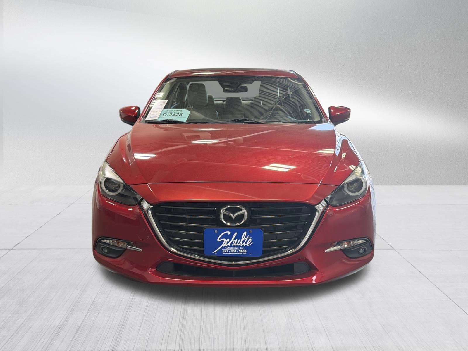 Used 2018 MAZDA MAZDA3 Grand Touring FWD image 2