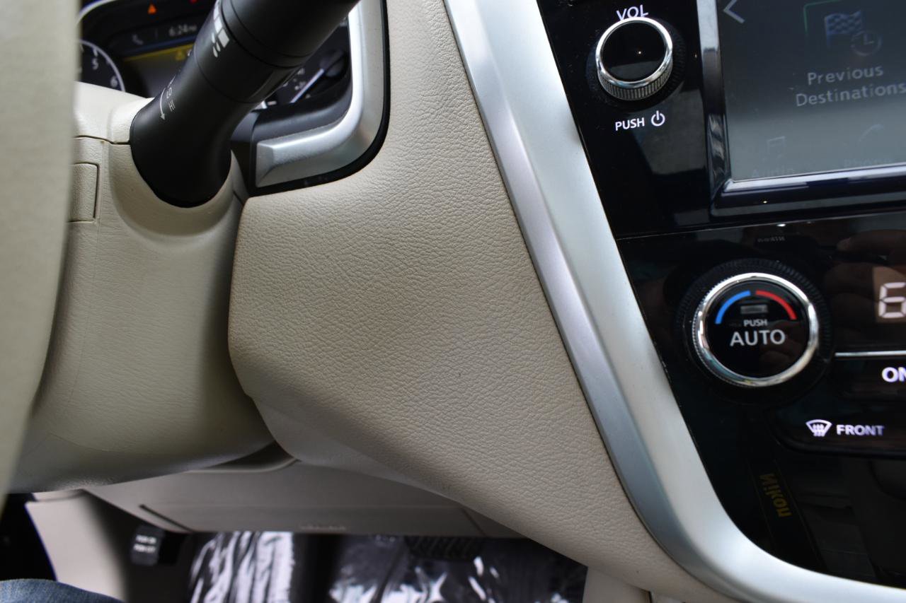 Used 2016 Nissan Murano Platinum w/ Platinum Technology Package AWD/4WD image 42