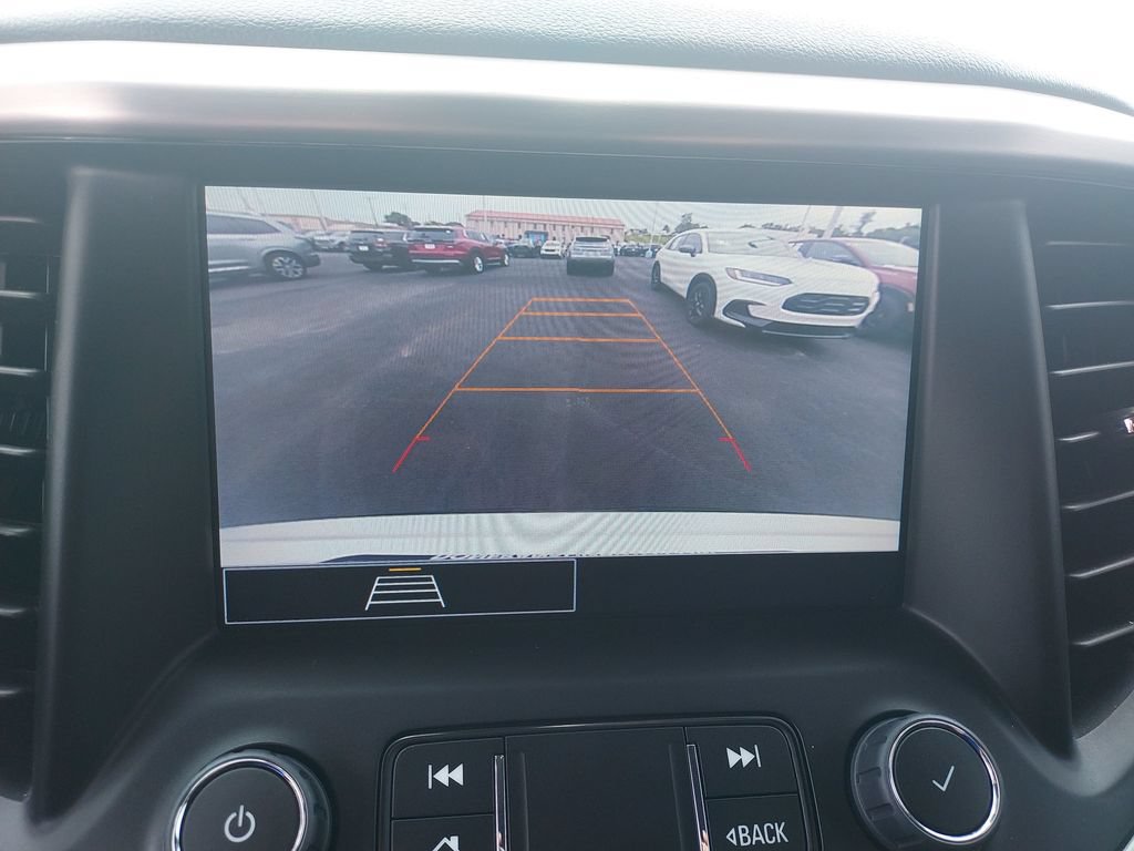 Used 2023 GMC Acadia SLE FWD image 22