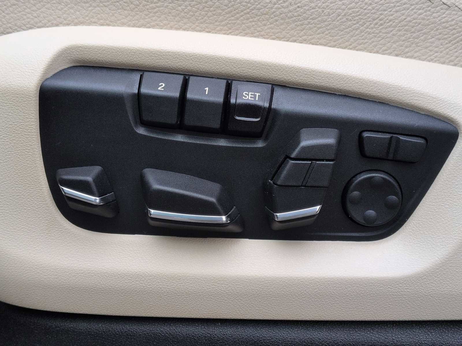 Used 2018 BMW X5 xDrive35i image 18