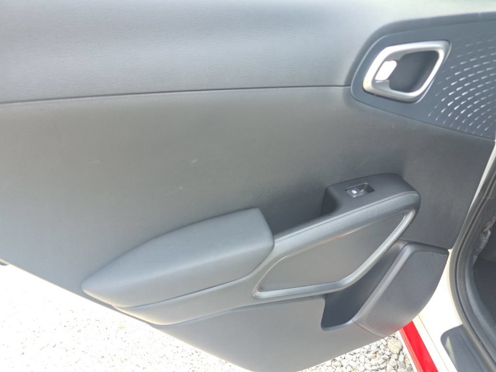 Used 2022 Kia Soul GT-Line FWD image 15