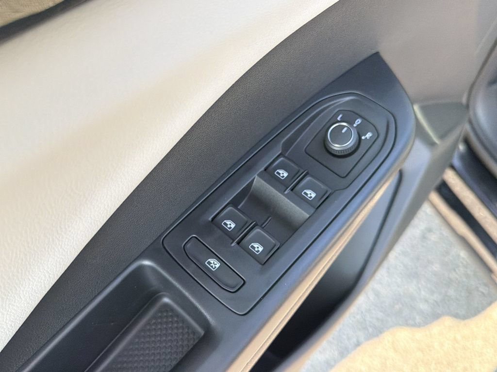 New 2026 Volkswagen Taos S FWD image 22