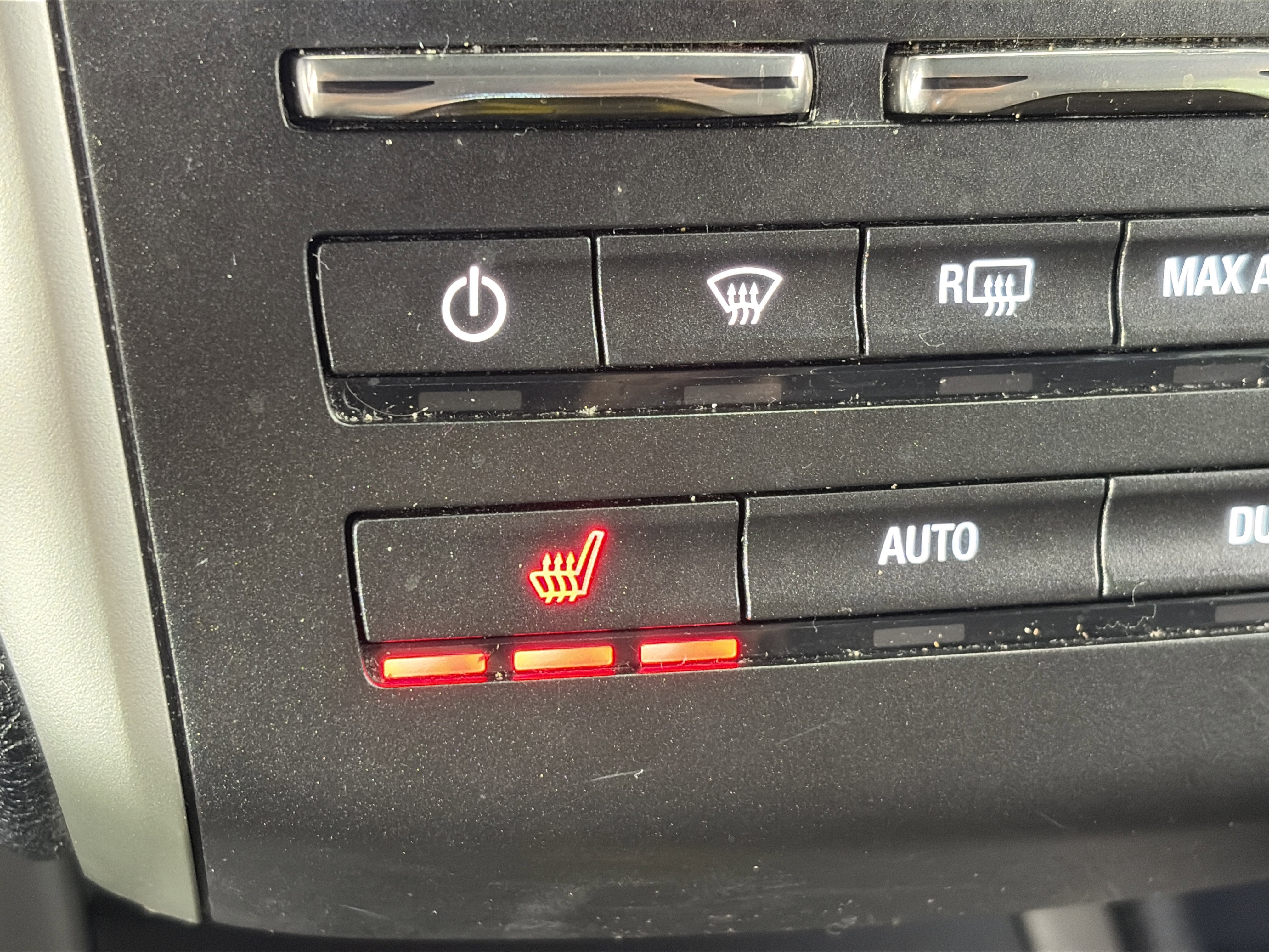 Used 2017 Lincoln MKC Select w/ Select Plus Package FWD image 25