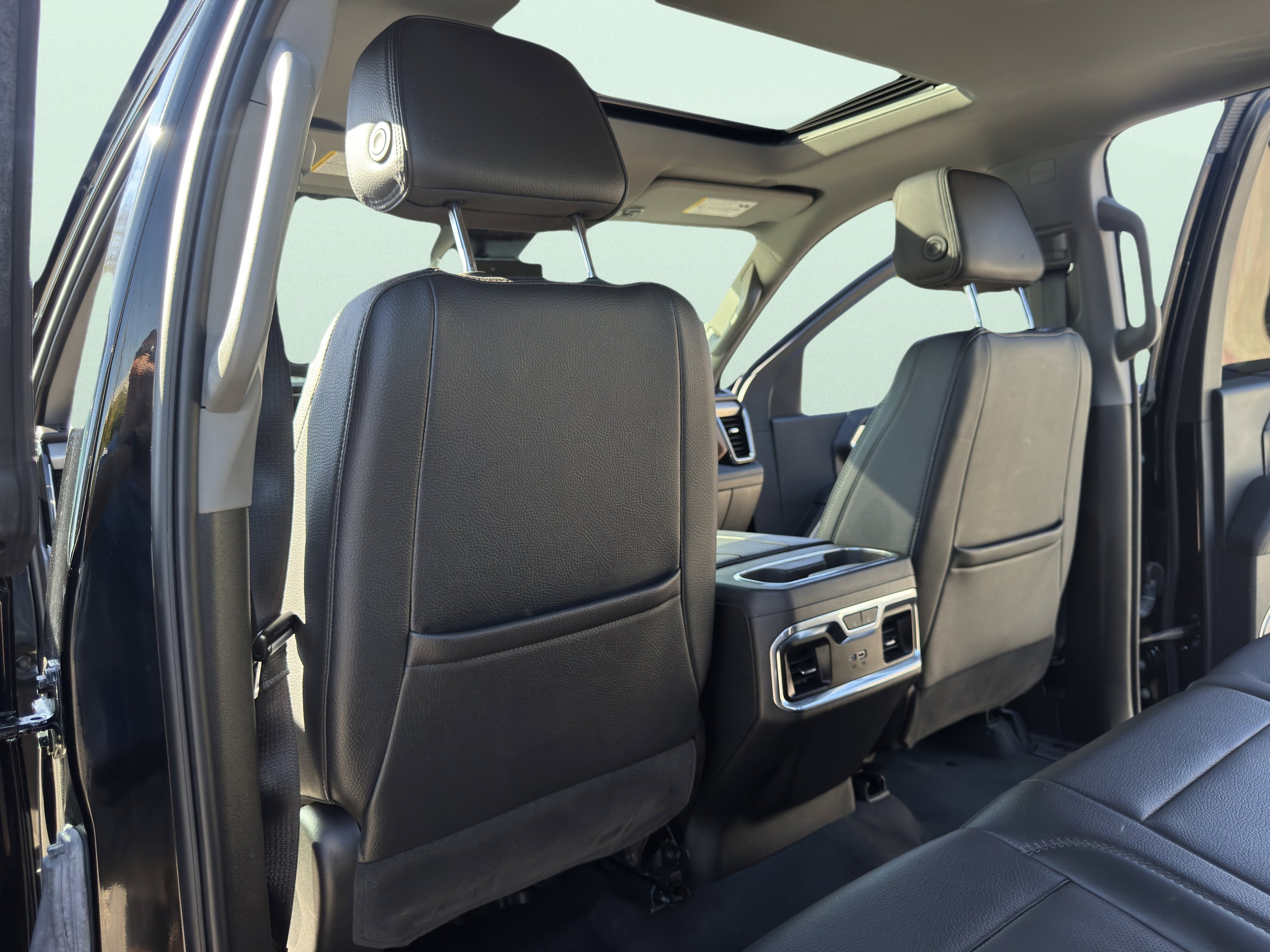 Used 2024 GMC Sierra 3500 Denali w/ Denali Reserve Package image 54