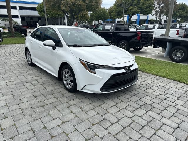 Used 2024 Toyota Corolla LE FWD image 16