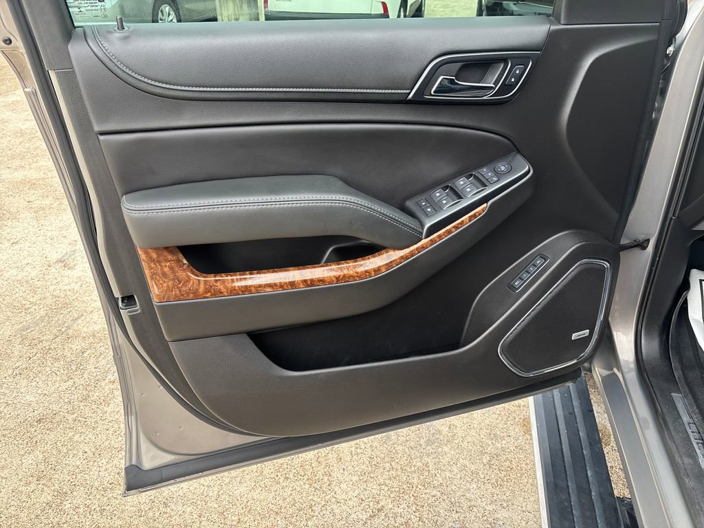 Used 2017 Chevrolet Tahoe Premier RWD image 11