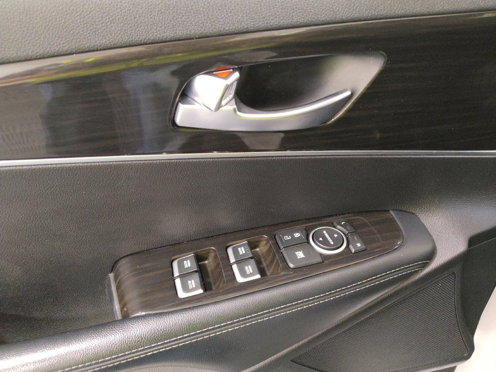 Used 2019 Kia Sorento AWD V6 image 27