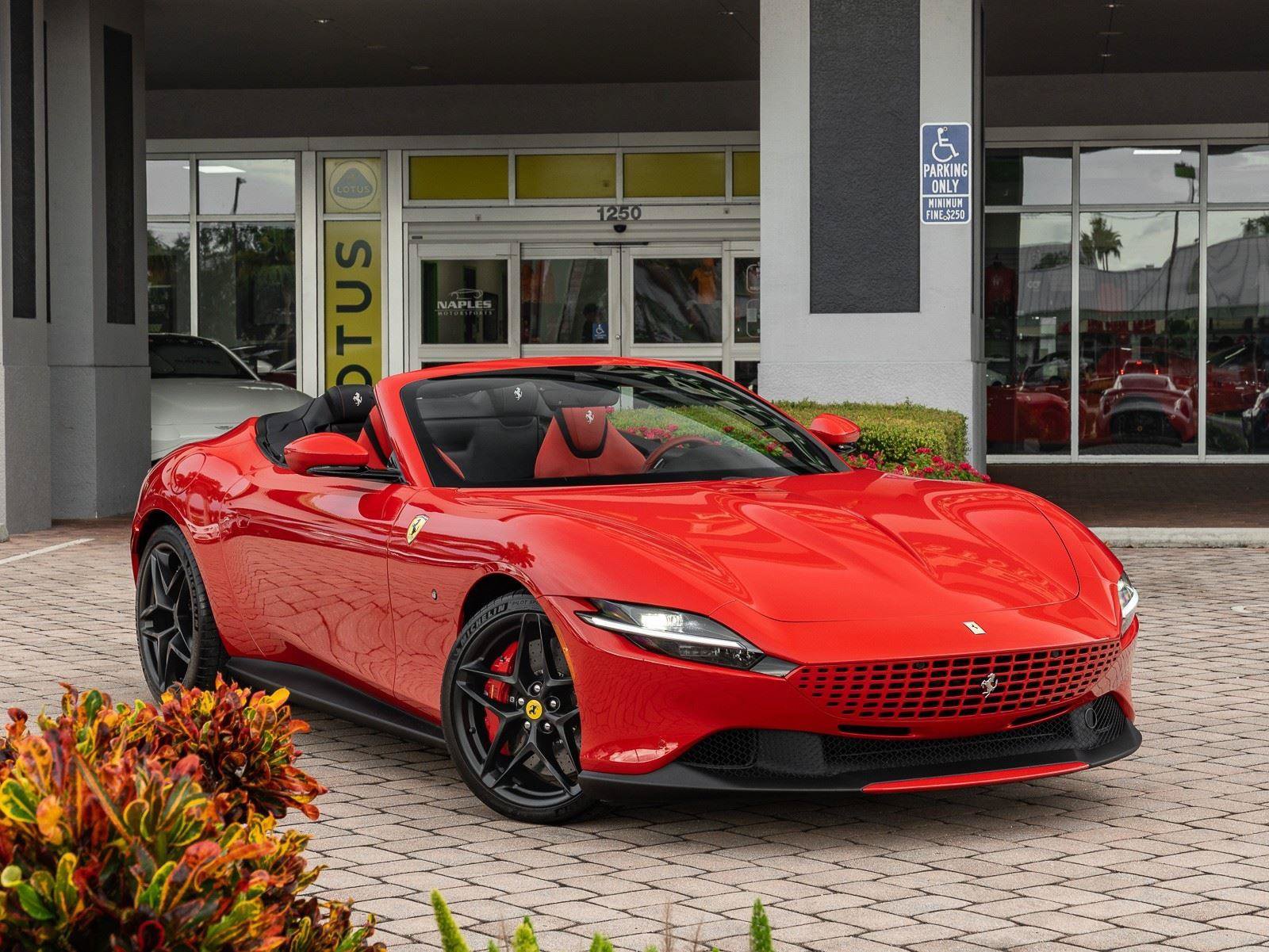 Used 2024 Ferrari Roma Spider RWD image 14