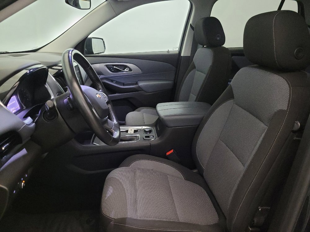Used 2021 Chevrolet Traverse LT FWD image 17