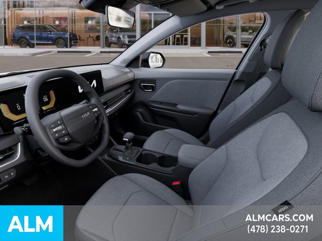 Used 2025 Kia K4 LXS image 19