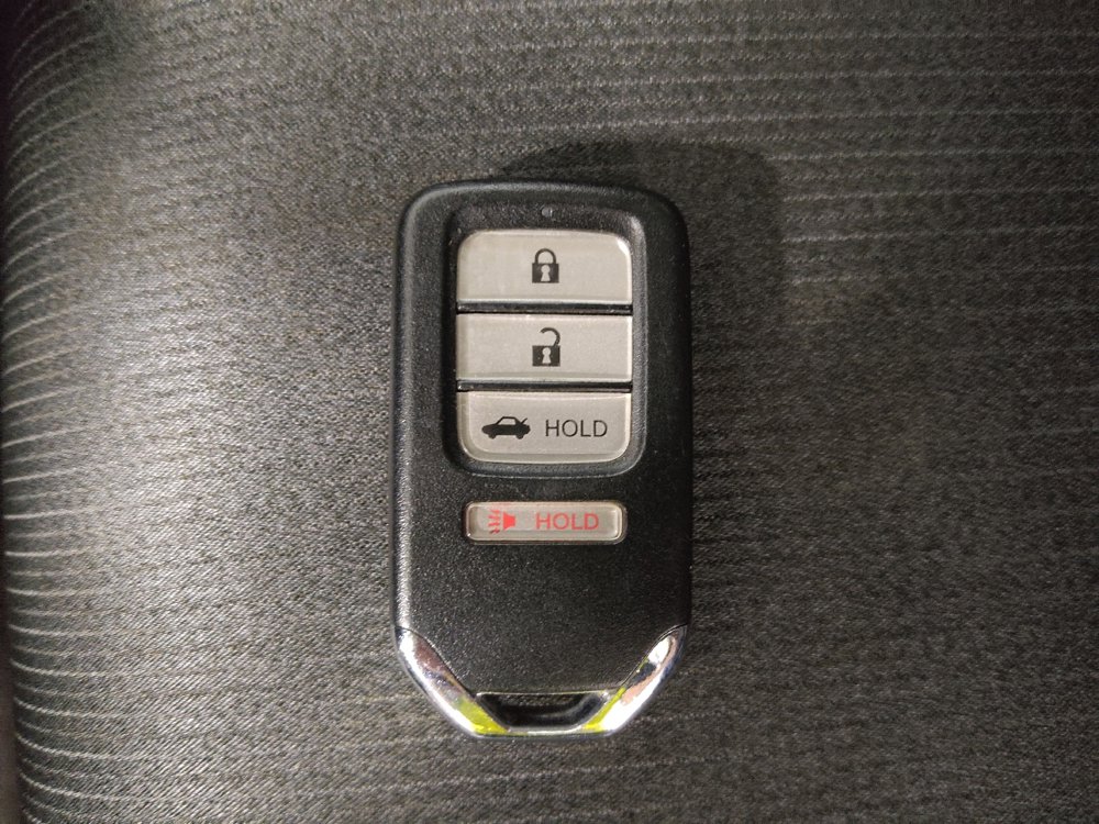 Used 2018 Honda Accord LX image 32
