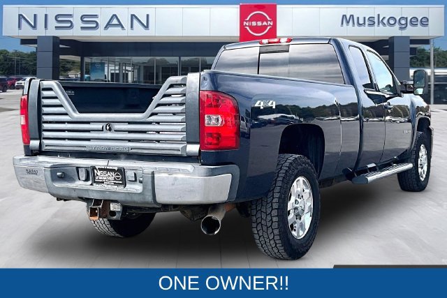 Used 2011 Chevrolet Silverado 2500 LTZ w/ LTZ Plus Package AWD/4WD image 5