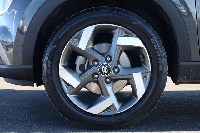 Used 2023 Hyundai Venue SEL image 8