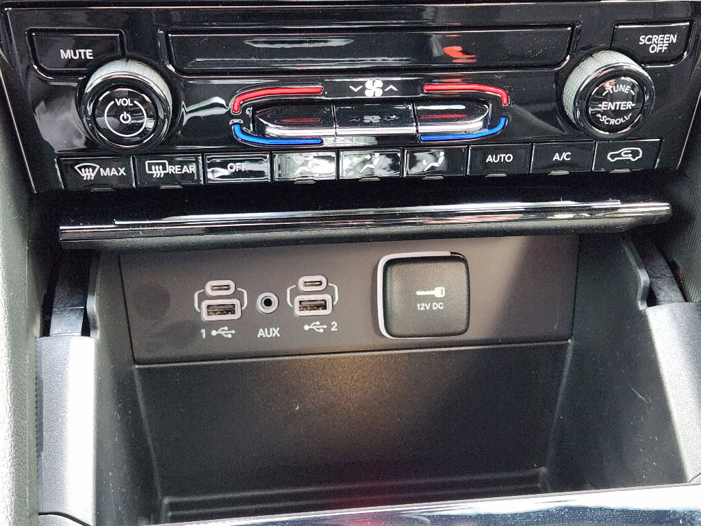 New 2025 Jeep Grand Cherokee L Laredo image 14