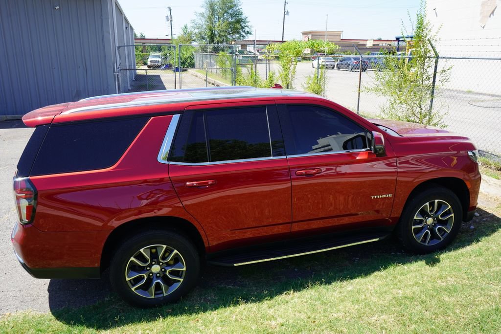 Used 2022 Chevrolet Tahoe LT w/ Luxury Package AWD/4WD image 9