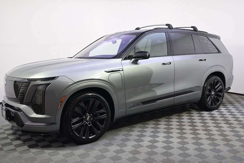 New 2026 Cadillac Vistiq Platinum image 2