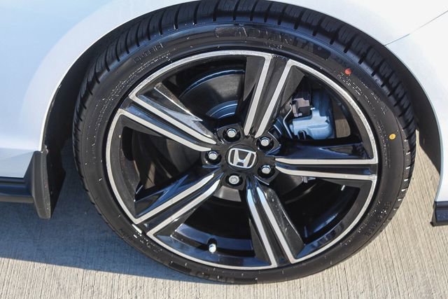 Used 2023 Honda Accord Sport image 14