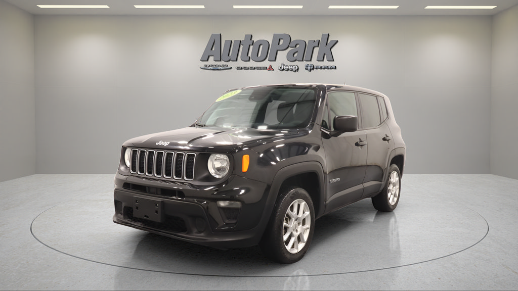 Certified 2023 Jeep Renegade Latitude AWD/4WD image 6