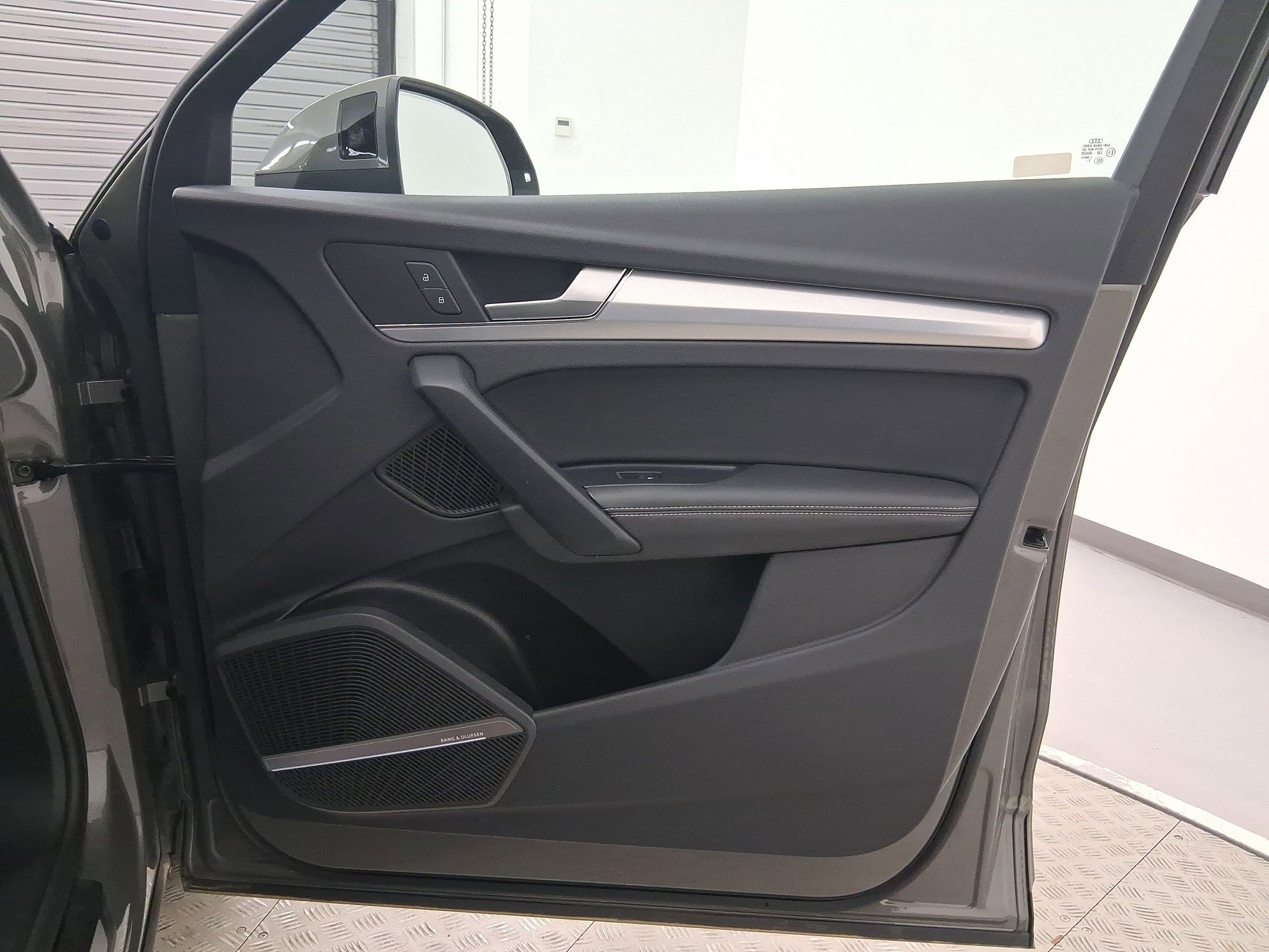 Used 2023 Audi Q5 2.0T Premium Plus w/ Premium Plus Package image 29